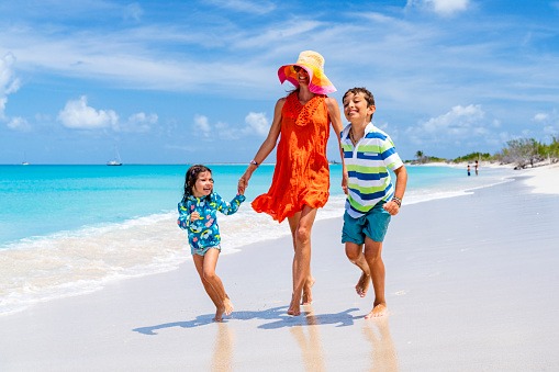 Navigating Summer Vacation Custody Schedules in Florida: Tips for Stress-Free Co-Parenting
